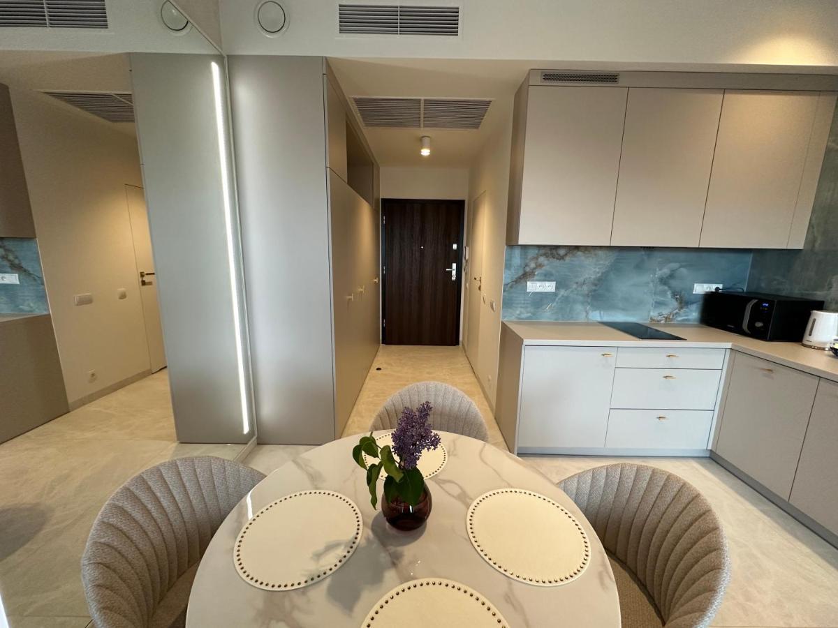 Apartment Hanza Tower Blue Bay