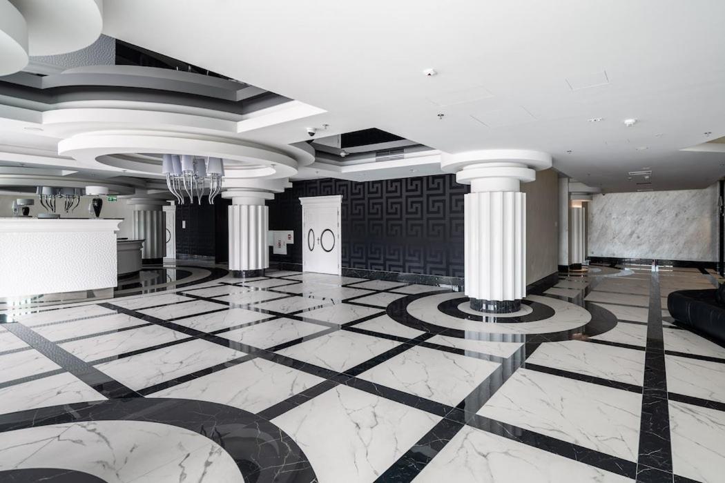 Hanza Tower Blue Bay